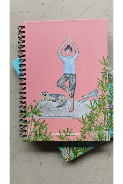 Yoga with furry friends journal - Coral - Side spiral 